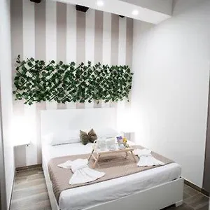 https://irenettas-home.hotels-amalfi.com