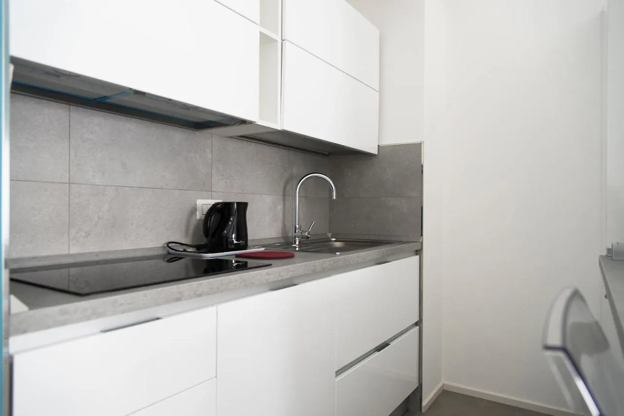 YouHosty - Meravigli R1 Small 16 Milano